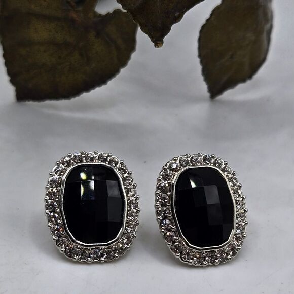 "5/$25" Black Faceted Silvertone Rhinestone Stud Earrings - Picture 1 of 6